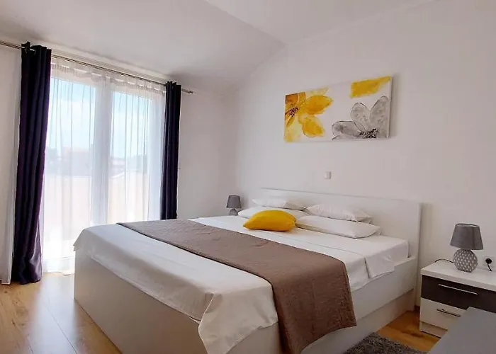 Apartments Marijana