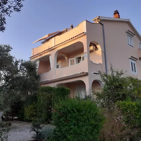 Apartments Marijana Rab Town Exterior photo