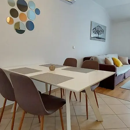 Apartments Marijana Rab Town Exterior photo